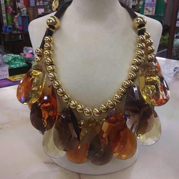Joan Rivers necklace - Picture 3 of 3